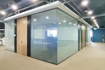 办公室如何提升时尚效果-秉帝智能调光玻璃